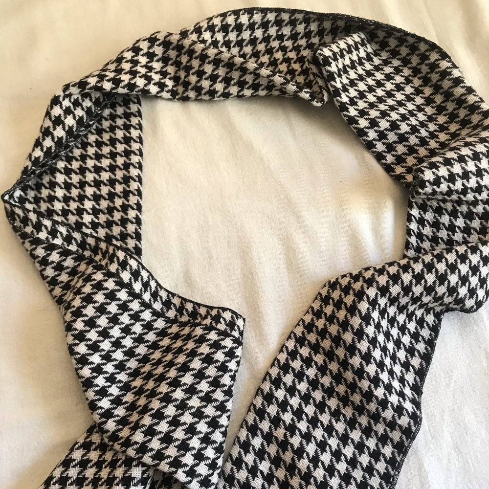 Black & White Scarf